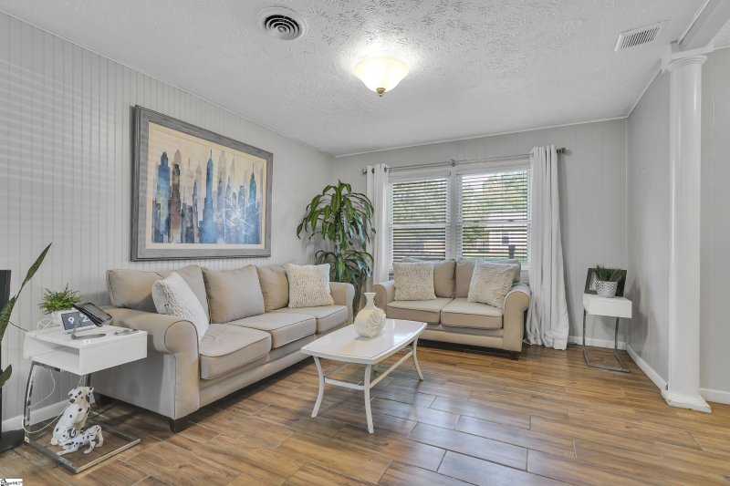 Property image 3 at 205 Osmond Drive, Taylors, SC 29687