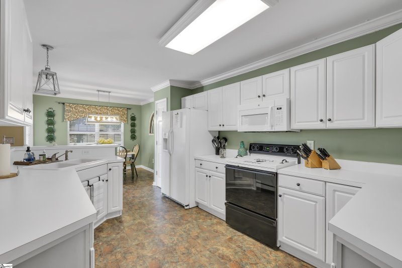 Property image 3 at 306 Bel Arbor Lane, Mauldin, SC 29662