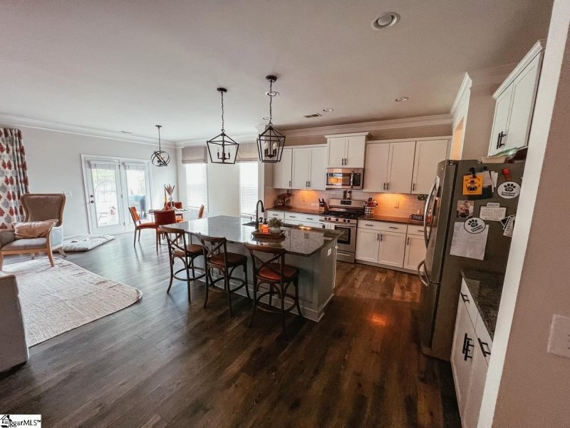 Property image 4 at 8 Valeria Place, Simpsonville, SC 29681