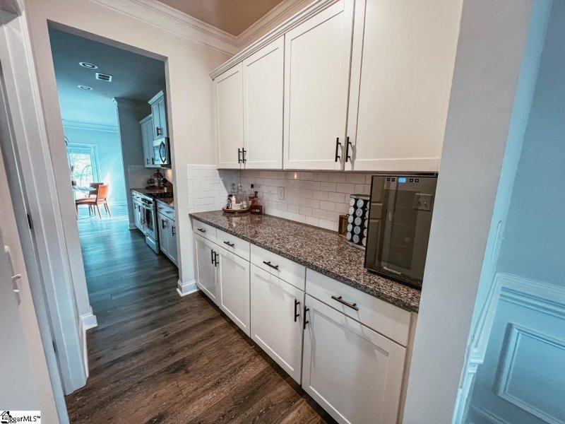 Property image 5 at 8 Valeria Place, Simpsonville, SC 29681