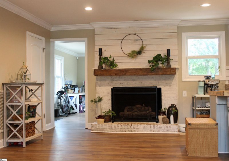 Property image 5 at 106 Willenhall Lane, Greenville, SC 29611