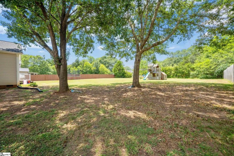 Property image 5 at 5 Neyland Drive, Fountain Inn, SC 29644