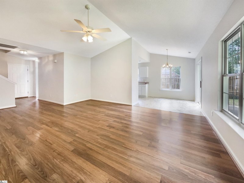 Property image 3 at 609 Thornbird Circle, Boiling Springs, SC 29316
