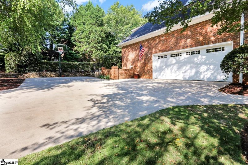 Property image 4 at 100 Royal Troon Court, Greer, SC 29650