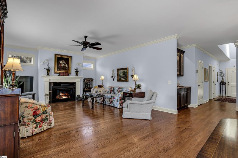 Property image 4 at 6 Trails Edge Court, Greenville, SC 29617