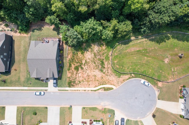 Property image 4 at 329 Brenleigh Court, Simpsonville, SC 29680