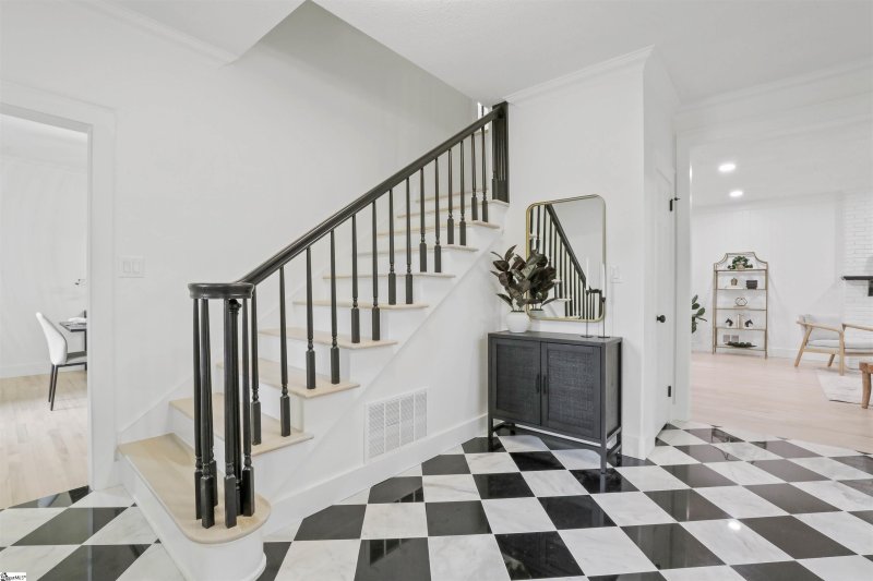 Property image 2 at 136 Brian Drive, Spartanburg, SC 29307-3106