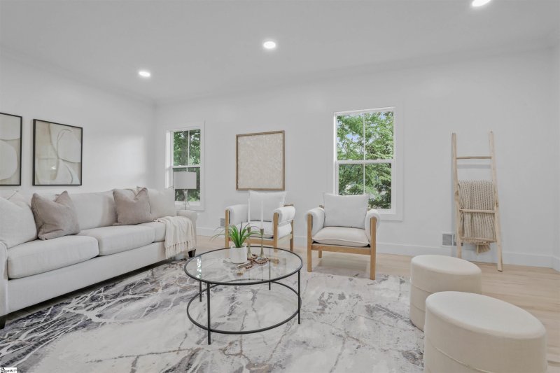 Property image 5 at 136 Brian Drive, Spartanburg, SC 29307-3106