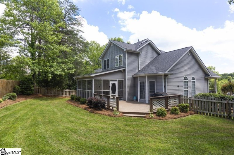 Property image 3 at 7 Longleaf Court, Greenville, SC 29609