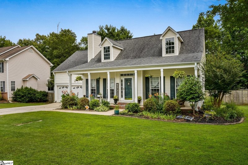 Property image 2 at 706 Britton Street, Anderson, SC 29621