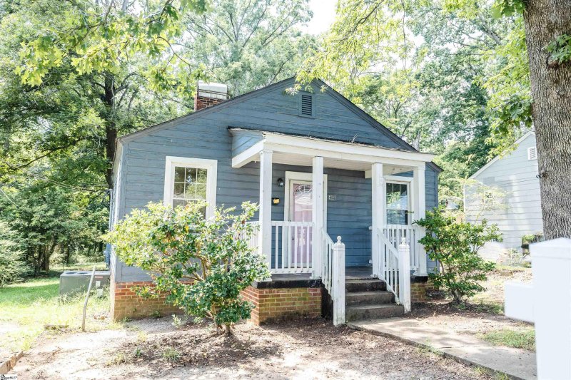 Property image 2 at 402 Gentry Street, Spartanburg, SC 29303