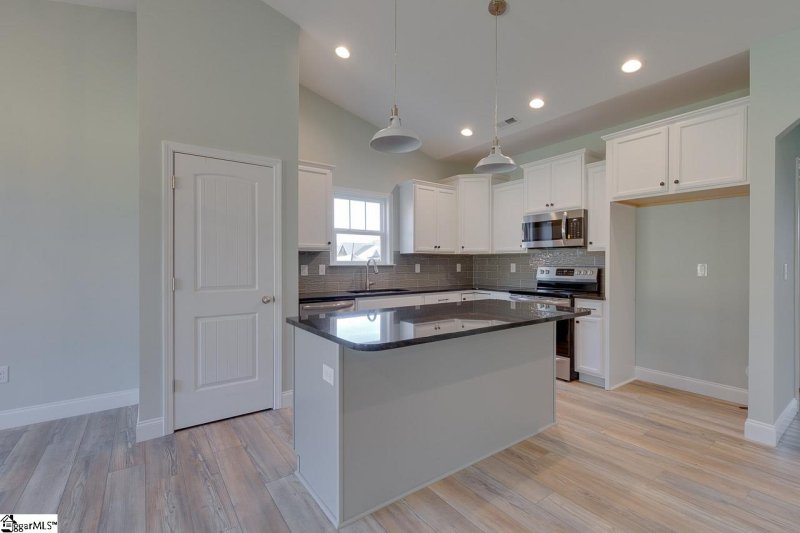 Property image 5 at 36 Marion Meadow Lane, Travelers Rest, SC 29690