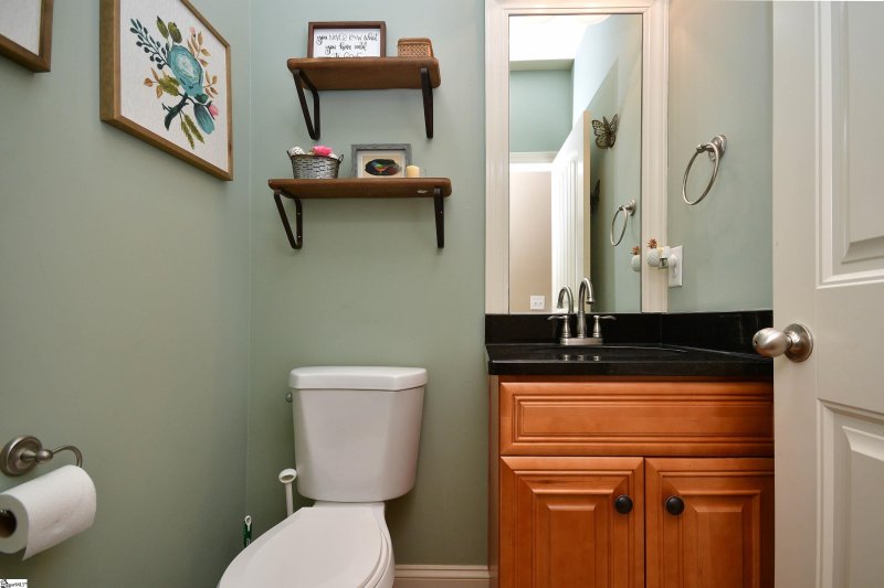 Property image 5 at 200 Hunters Woods Drive, Simpsonville, SC 29680