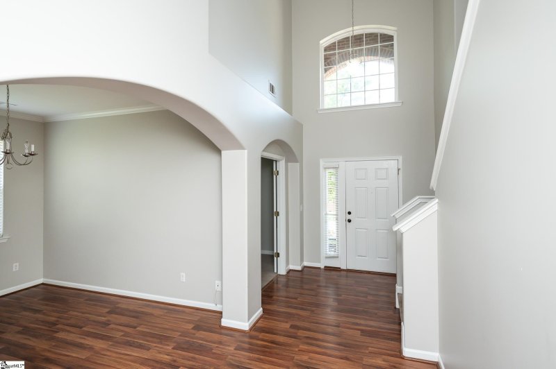 Property image 3 at 4 Roberts Hill Drive, Taylors, SC 29687