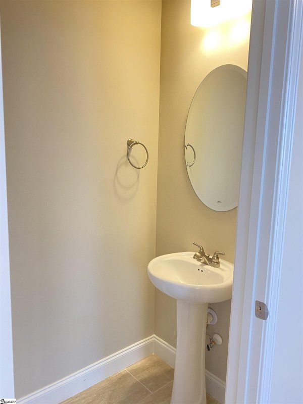 Property image 5 at 540 Twin Lake Road, Greenville, SC 29609