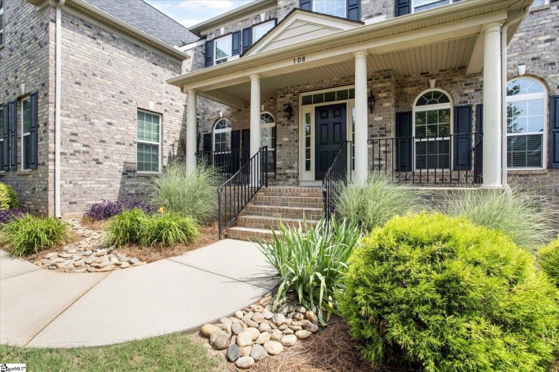 Property image 2 at 108 Chicora Wood Lane, Simpsonville, SC 29681