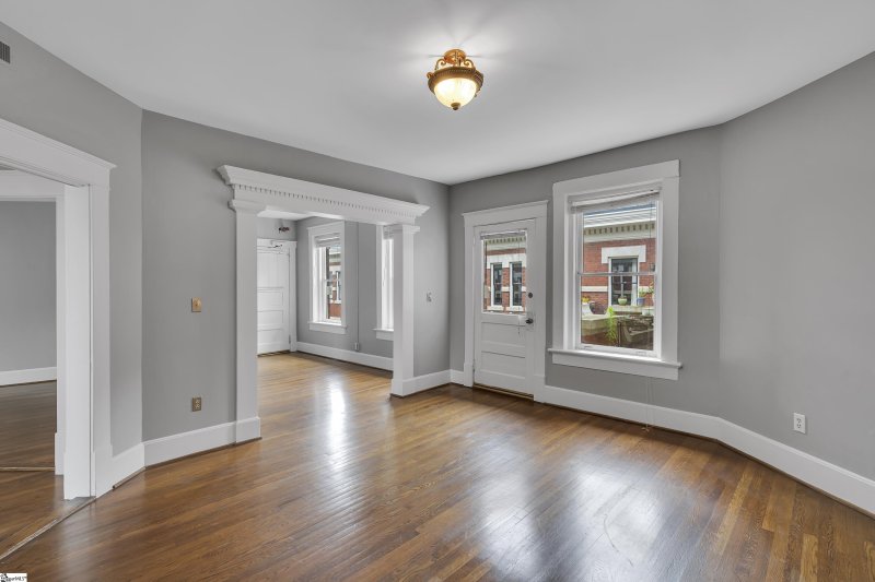 Property image 3 at 400 E Washington Street, Greenville, SC 29601