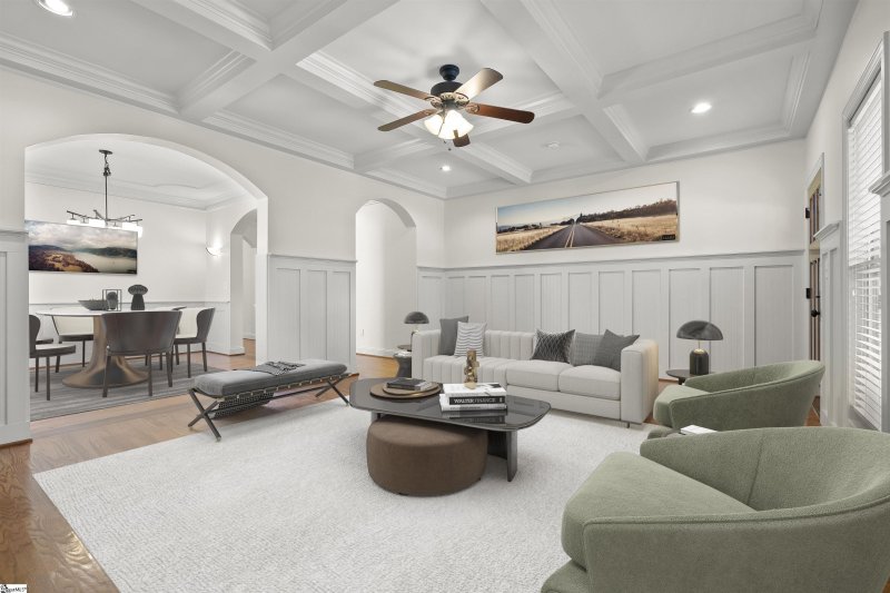 Property image 4 at 8 Maitland Drive, Greenville, SC 29617