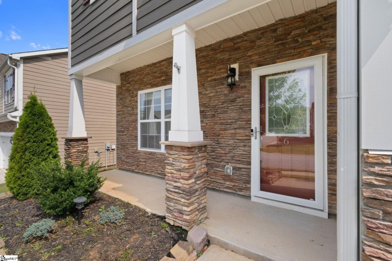 Property image 4 at 6 Hartwood Lake Lane, Greer, SC 29650