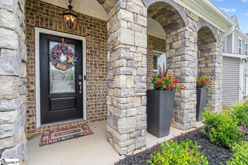 Property image 2 at 383 Pewter Circle, Simpsonville, SC 29680