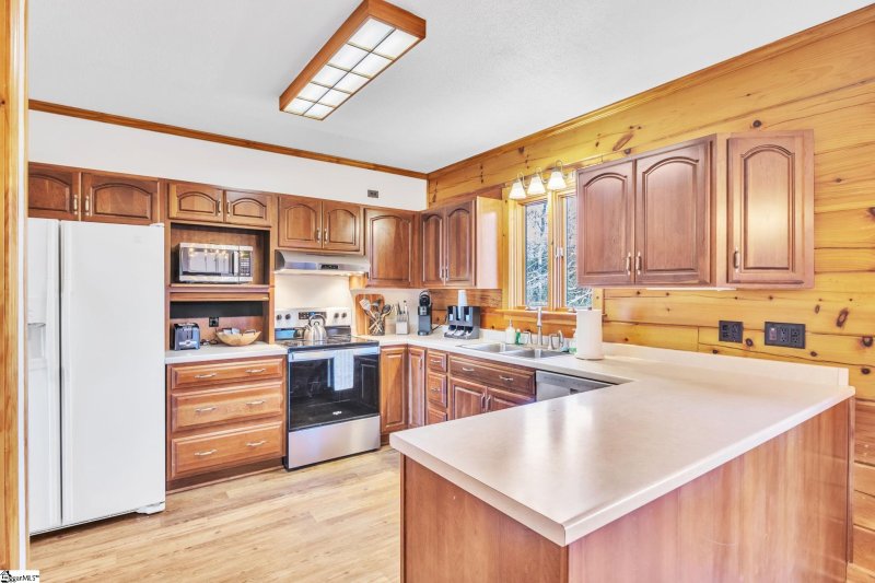 Property image 4 at 111 Blue Mountain Way, Cleveland, SC 29635