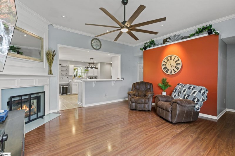 Property image 5 at 213 Clay Thorn Court, Greer, SC 29651