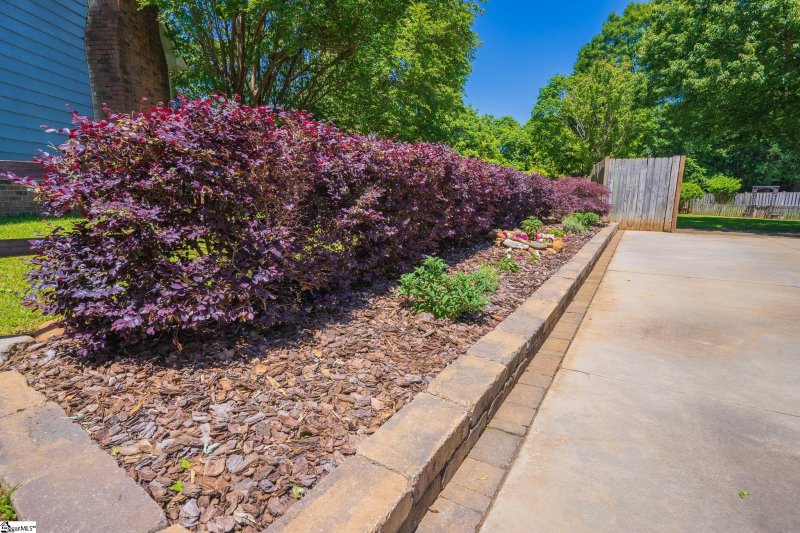 Property image 3 at 102 Monmouth Court, Greer, SC 29650