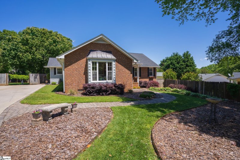 Property image 4 at 102 Monmouth Court, Greer, SC 29650