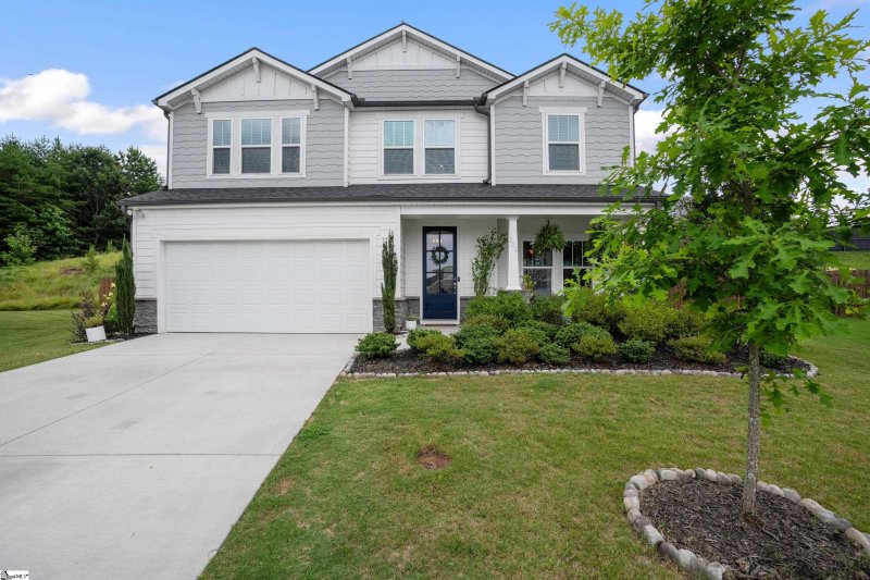 Property image 2 at 225 Grand River Lane, Simpsonville, SC 29681