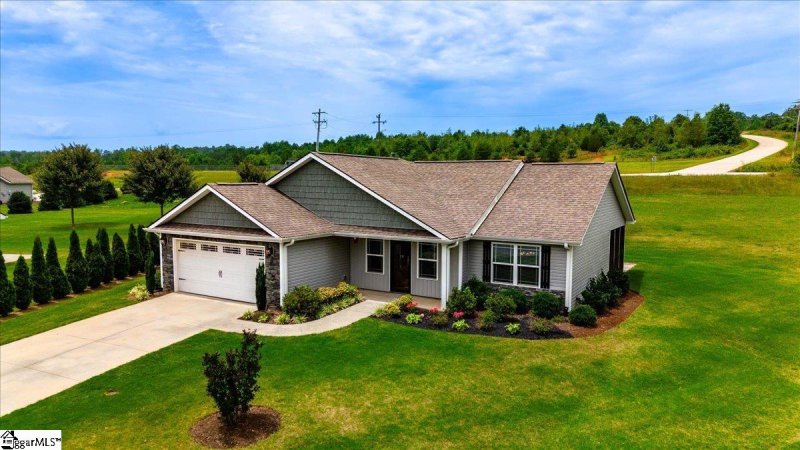 Property image 3 at 59 Macle Court, Travelers Rest, SC 29690