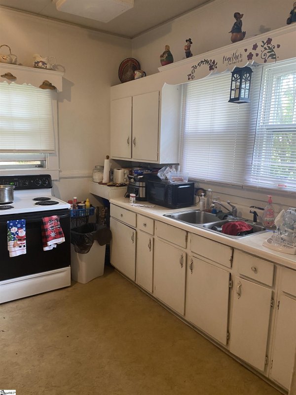 Property image 4 at 13 W 5th Street, Greenville, SC 29611