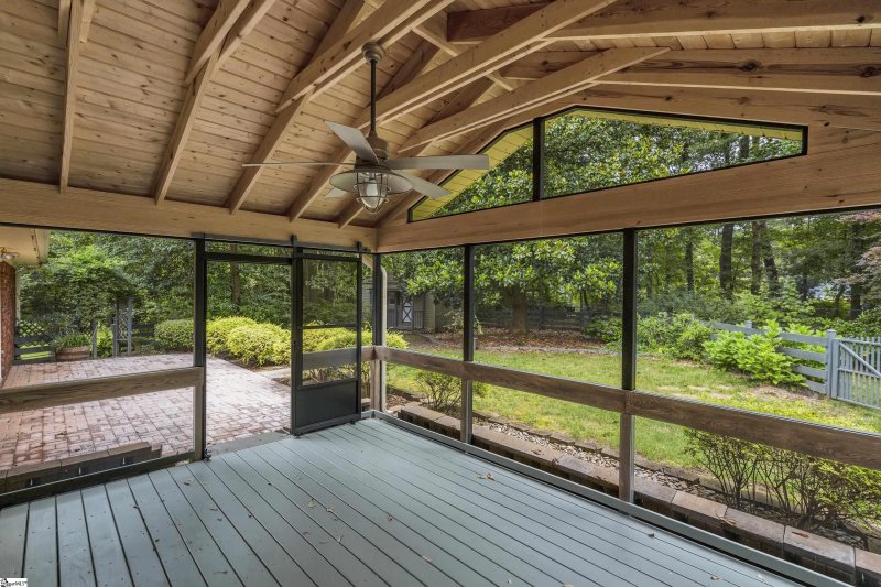 Property image 2 at 12 Doyle Drive, Greenville, SC 29615