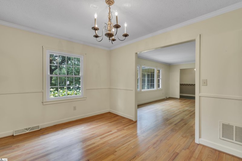 Property image 4 at 12 Doyle Drive, Greenville, SC 29615