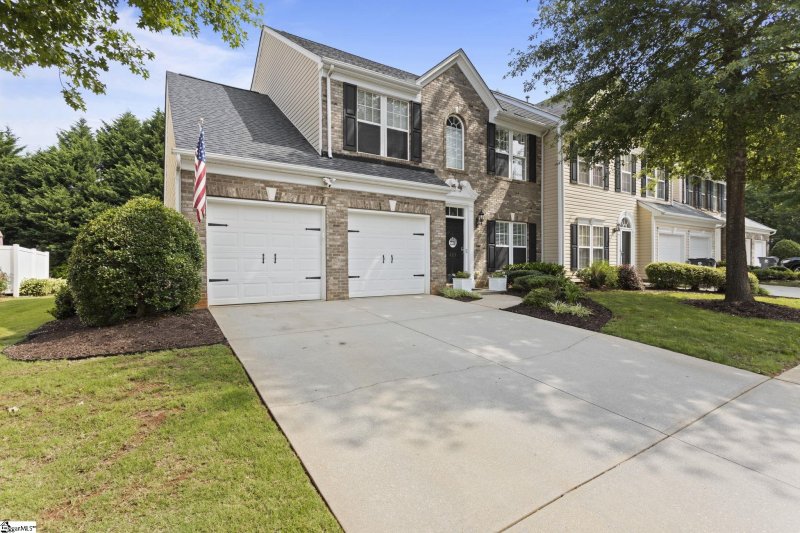 Property image 3 at 321 Majesty Court, Greenville, SC 29615