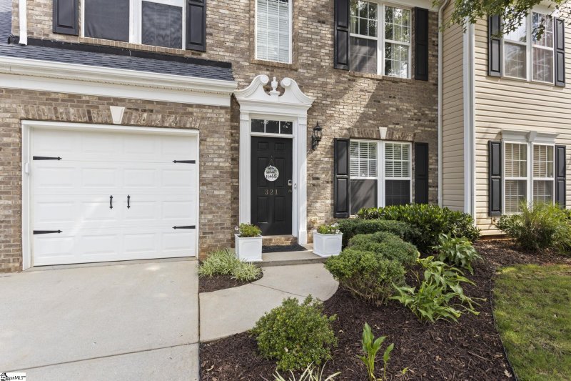 Property image 4 at 321 Majesty Court, Greenville, SC 29615