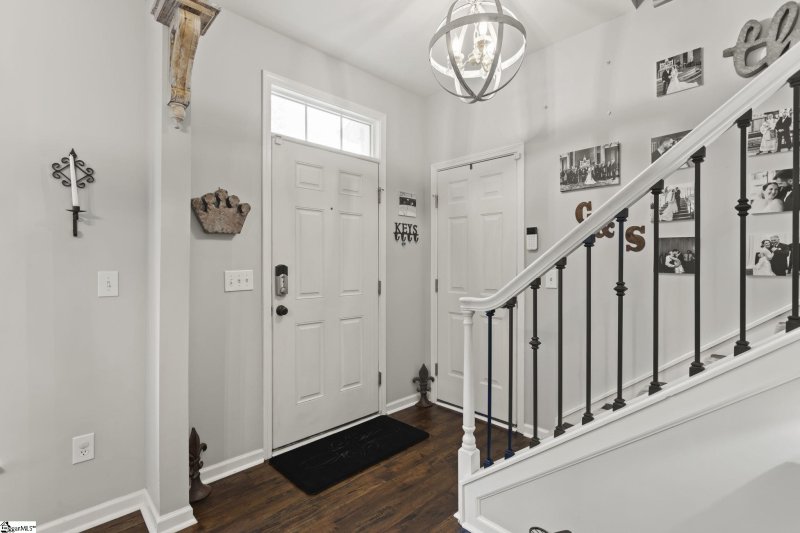 Property image 5 at 321 Majesty Court, Greenville, SC 29615