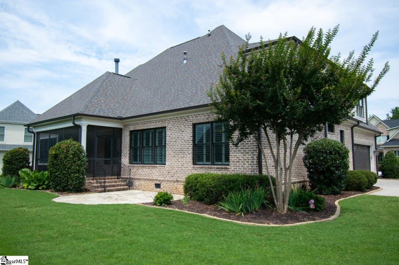 Property image 3 at 5 Maxwell Farm Drive, Simpsonville, SC 29681