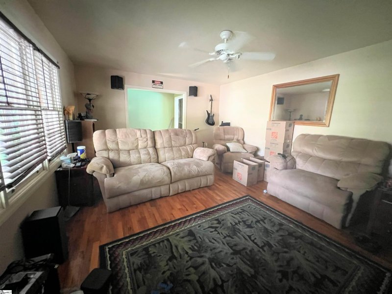 Property image 5 at 202 Kingsberry Drive, Easley, SC 29642