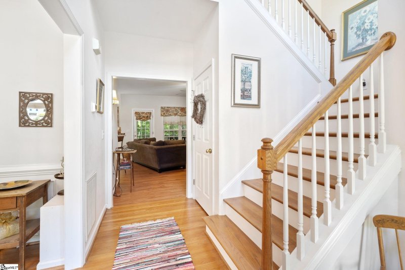 Property image 2 at 224 Amberjack Court, Taylors, SC 29687