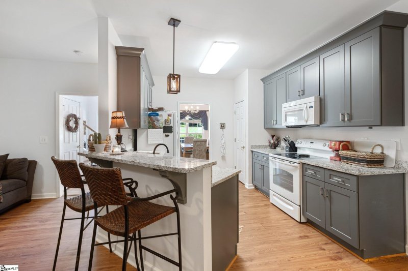 Property image 3 at 224 Amberjack Court, Taylors, SC 29687