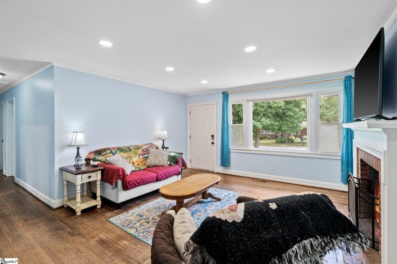 Property image 5 at 22 Chatham Drive, Greenville, SC 29605