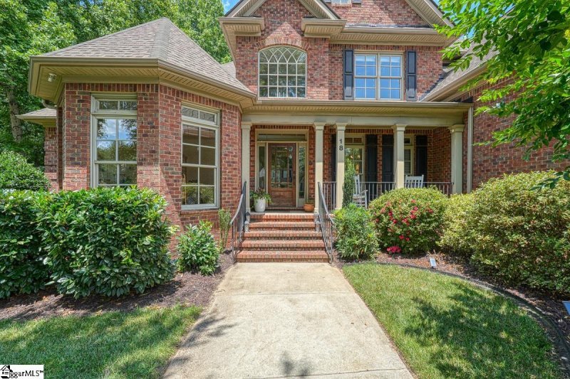 Property image 2 at 18 Oaklynn Court, Simpsonville, SC 29680