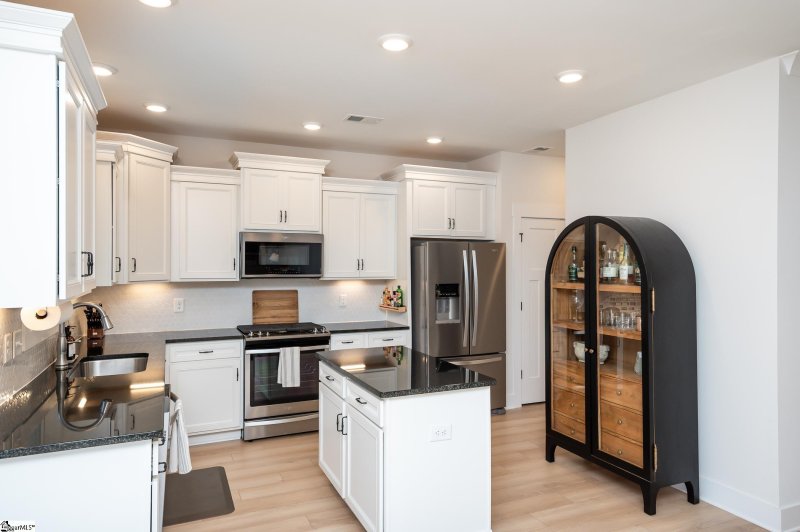 Property image 4 at 319 Kelby Street, Travelers Rest, SC 29690