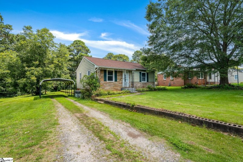 Property image 3 at 208 Stone Drive, Anderson, SC 29625