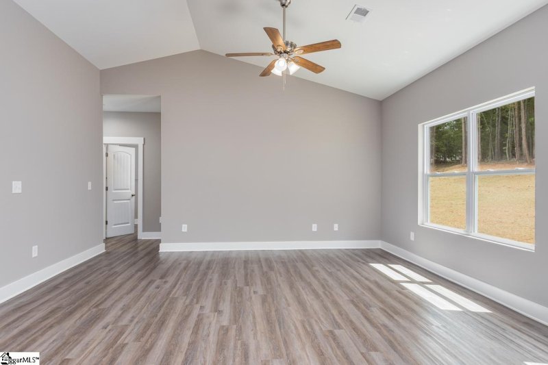 Property image 3 at 109 ANGLER Drive, Laurens, SC 29360