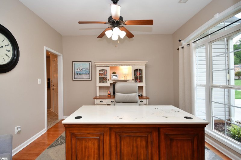 Property image 4 at 400 W Sundance Drive, Easley, SC 29642