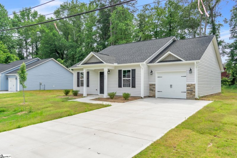 Property image 2 at 217 Stratford Road, Greenville, SC 29605