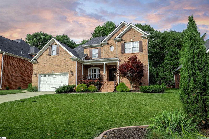 213 WAVERLY HALL Lane