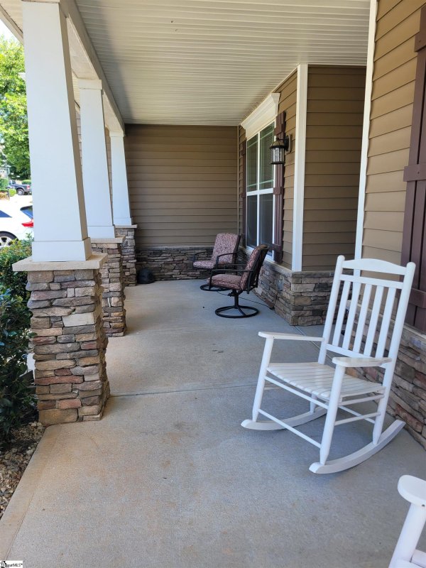 Property image 2 at 113 Windsor Creek Court, Simpsonville, SC 29681