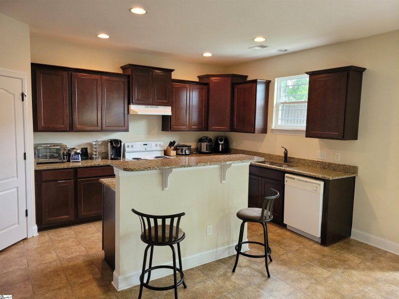 Property image 5 at 113 Windsor Creek Court, Simpsonville, SC 29681